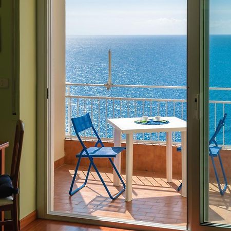163 - Sunshine Suite 4 Fronte Vista Mare, 100M Spiaggia San Remo Exterior foto