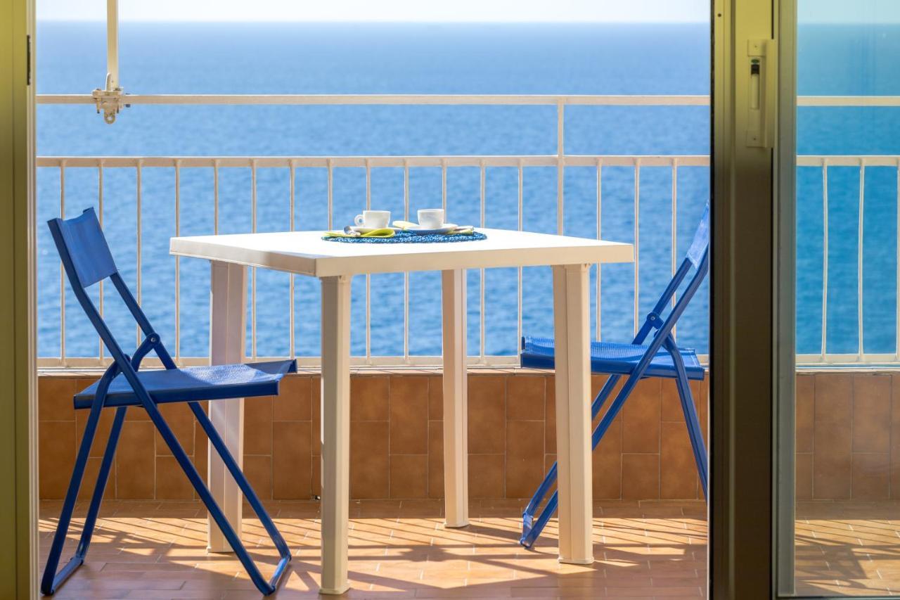 163 - Sunshine Suite 4 Fronte Vista Mare, 100M Spiaggia San Remo Exterior foto