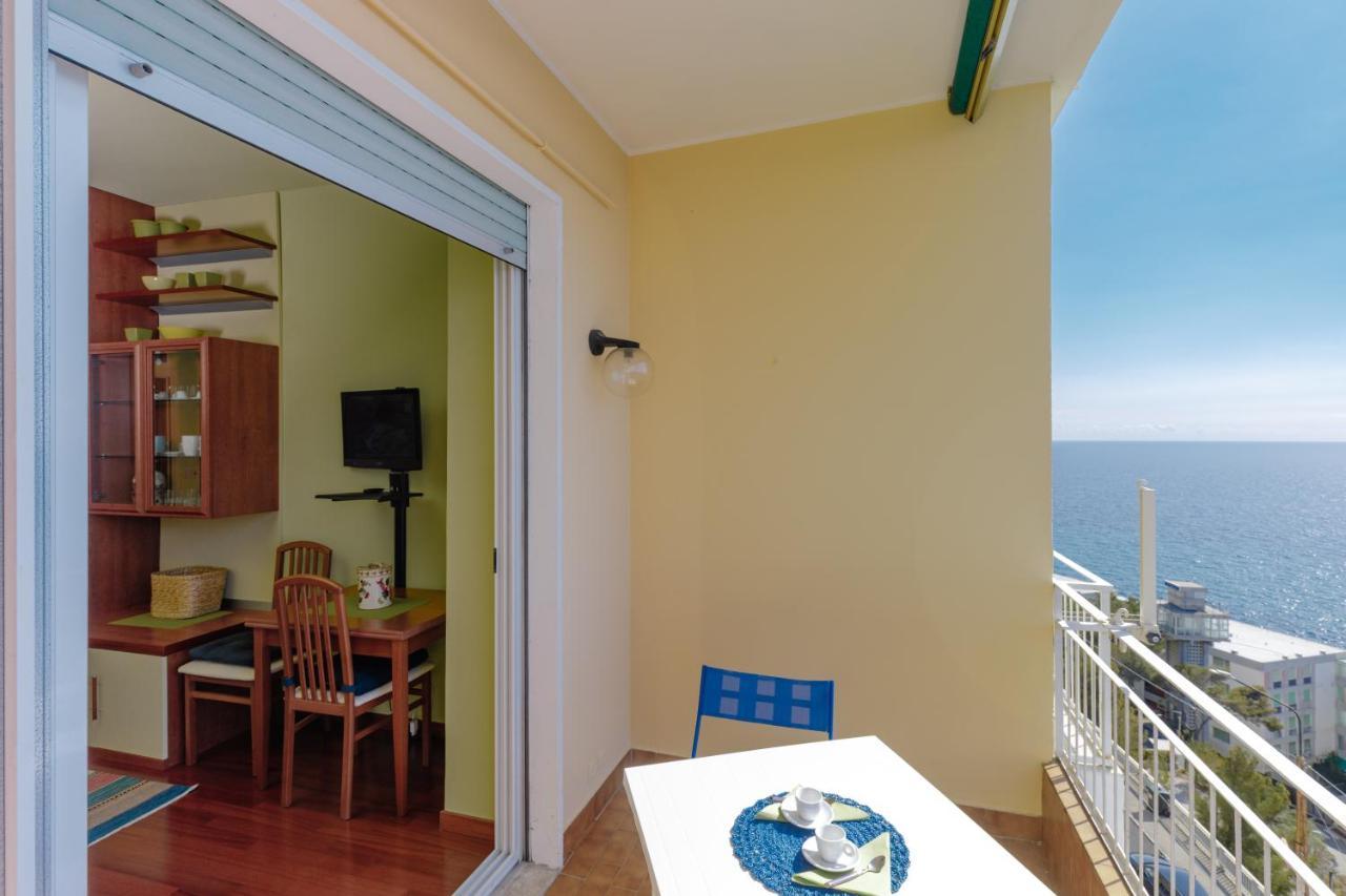 163 - Sunshine Suite 4 Fronte Vista Mare, 100M Spiaggia San Remo Exterior foto